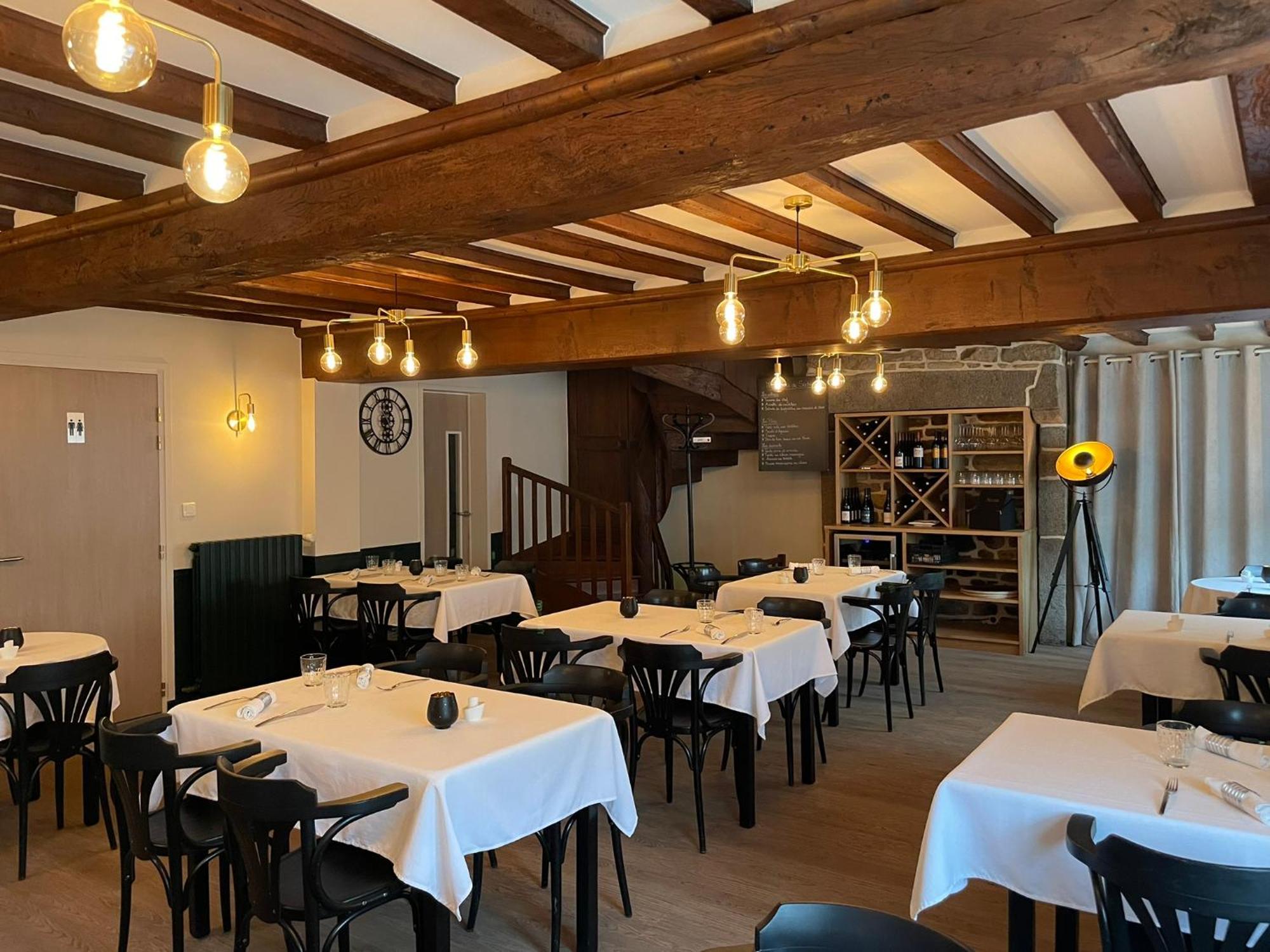 Hotel Sophie Briouze Buitenkant foto