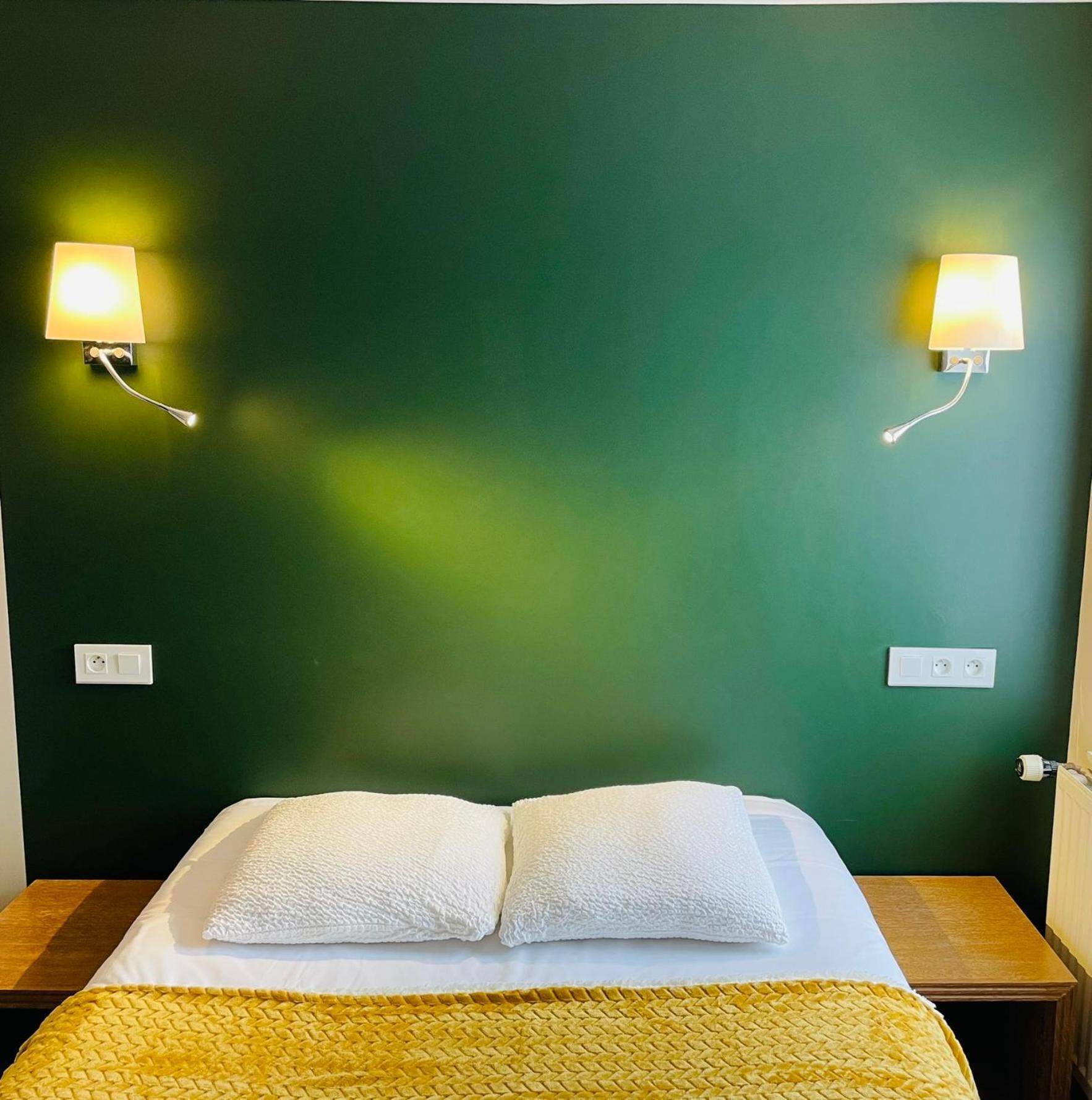 Hotel Sophie Briouze Buitenkant foto
