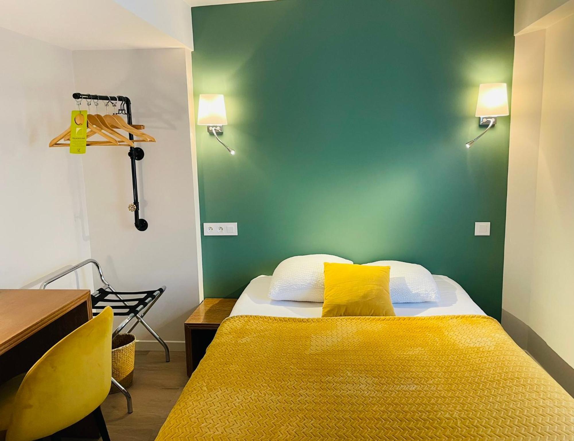 Hotel Sophie Briouze Buitenkant foto